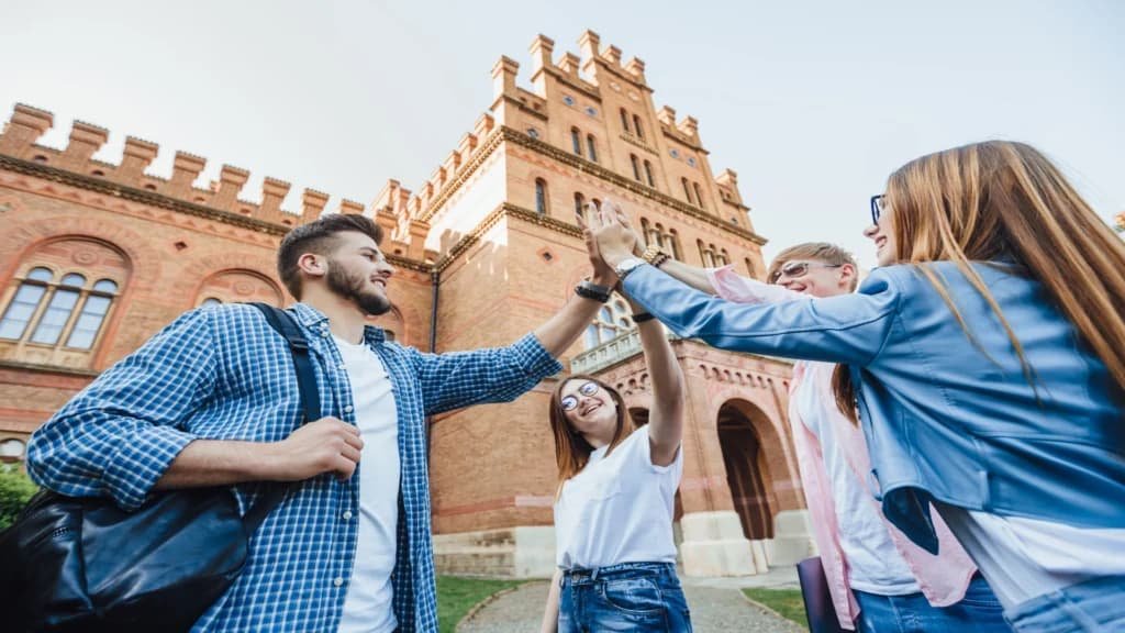 Top 10 Pre-University Colleges in Karnataka: A Complete Guide to Choosing the Best Institution
